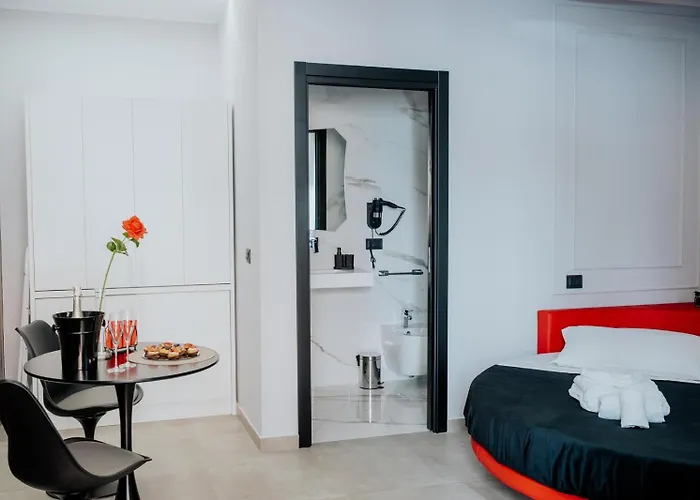 Guest Star Daire Gioia Tauro